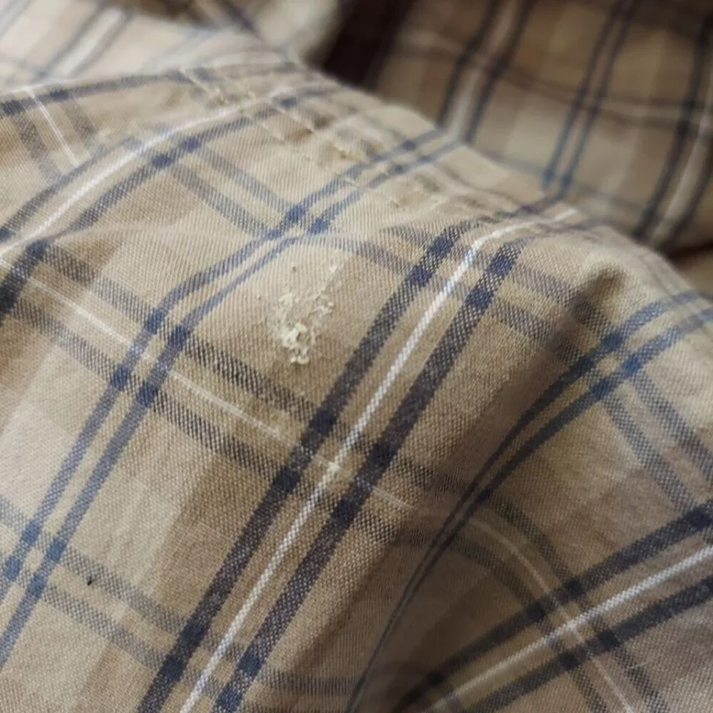 WRANGLER Cargo Shorts Men Size 36 Brown Plaid 10" Inseam Pre-Loved Slight Damage - Picture 4 of 12